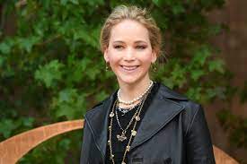 Jennifer shrader lawrence (born august 15, 1990) is an american actress. Jennifer Lawrence Is Pregnant With Her First Child With Husband Cooke Maroney