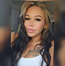 At this point I'm sure I'll meet an alien before I meet the love of my life.