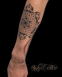 Lys Tattoo Tatouage Mandala Fleur De Vie Bras Homme
