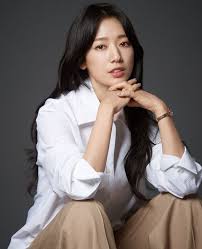 He is known for his lead role in melodrama exit (2018). Park Shin Hye Shares Thoughts About Relationship With Choi Tae Joon Starbiz Net