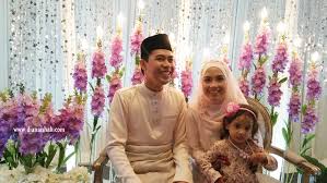Maybe you would like to learn more about one of these? Songkok Pengantin Riben Biru