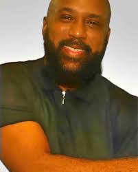 Leon Weir's Instagram, Twitter & Facebook