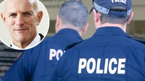 Vince Kelly appointed to lead major NT Police review