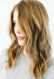Nothing makes you look younger like tossing out old, unflattering clothes and replacing them with new items that not only make you feel good speaking of hair, one easy way to look younger instantly is to try out some extensions. Hair Color For A Younger Look Hair Highlights