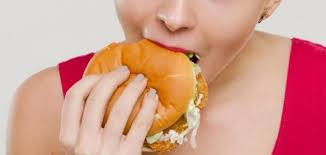 قامت بوضعه علي الرأس وبعد اسبوع انبات الشعر وملأ الفراغات بسرعه رهيبة كالباروكه. Ø£Ø¶Ø±Ø§Ø± ØªÙ†Ø§ÙˆÙ„ Ø§Ù„Ø·Ø¹Ø§Ù… Ø¨Ø³Ø±Ø¹Ø© Ù…ÙˆØ¶ÙˆØ¹