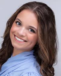 Meet Avery Smith!! Class: Sophomore Hometown: Conway, Arkansas Major:  Business Administration Sponsor: Frank D. Hickingbotham School of Business  Community Service Initiative: “Building Character Through Chores” Talent  Selection: Vocal Performance, “On ...