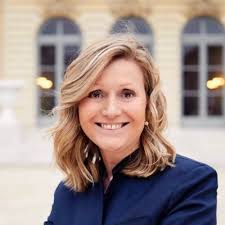 🎙️ Yaël Braun-Pivet, présidente de l'Assemblée nationale, sera l'invitée  de Daniel Vallot ⏰ RDV mercredi à 6h20TU/8h20 à Paris sur RFI