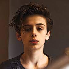 He has modeled for many popular brands. William Franklyn Miller Bio Family Career Girlfriend Net Worth