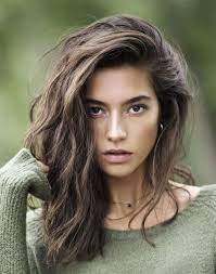 25 Best Hairstyle Ideas For Brown Hair With Highlights Brown Wavy Hair Blonde Hair With Highlights Hair Styles