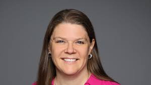 Elizabeth Giese's Instagram, Twitter & Facebook