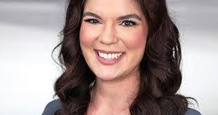 Adeline Gage's Instagram, Twitter & Facebook