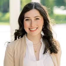 Madison Tracy (madisonntracy)