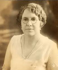 Louise Siebert's Instagram, Twitter & Facebook