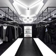 Black And White Boutique Design Pin By Susan Pelyhe On I D Retail Retail Interior Design Retail Interior Store Interiors