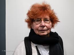 Vera Mercer's Instagram, Twitter & Facebook