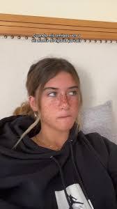 Amanda Lev's Instagram, Twitter & Facebook