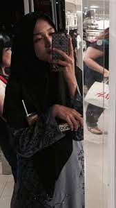 Pin Oleh Omar Essa Di Ootd Wanita Pakaian Modis Pakaian