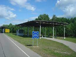 Separates the state territories of the two states. Poland Lithuania Border Crossing