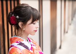初詣の髪型和装に似合うレトロかわいい着物のヘアカタログ C