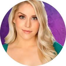 Samantha Souza (@thesamanthasouza)