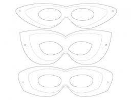 Inspiring printable superhero mask cutouts printable images. 10 Minute Superhero Costume Dabbles Babbles