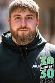 Luke Rainbow's Instagram, Twitter & Facebook