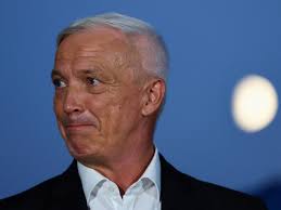 Far-right candidate loses tight mayoral race to incumbent in Germany's  Nordhausen