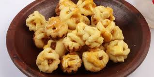 Siapkan alat jepit untuk nastar atau kue kering seperti gambar. Resep Nastar Keranjang Ny Liem Variasi Bentuk Nastar Halaman All Kompas Com