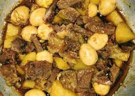Resep semur daging mudah tapi enak. Resep Semur Daging Sapi Kentang Telur Puyuh Oleh Evy Rijayanti Cookpad
