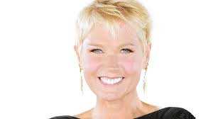 Récords, noviazgos famosos y polémicas: Xuxa, "La reina de los bajitos",  cumple 60 años | Emol.com