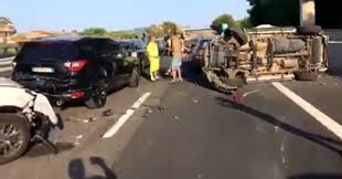 Il violento incidente è avvenuto oggi pomeriggio intorno alle 15, nello stesso incidente sull'a14: Incidente Tra Ortona E Lanciano Traffico Bloccato In A14