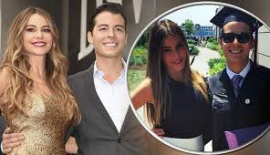 We did not find results for: Sofia Vergara Celebra Graduacion De Manolo Junto A Exesposo Y Joe Manganiello Diario La Prensa