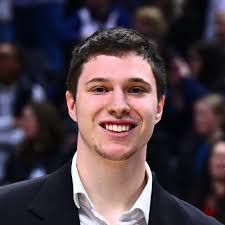 CT native works behind the scenes as UConn women's basketball graduate  assistant