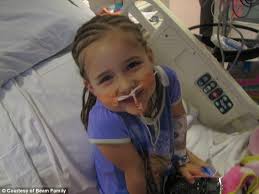 Little girl falls 30 feet inside a rotten cottonwood tree and survives  without injury