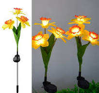 2Pack 3 Heads Solar Daffodil LED Lights, Outdoor Flower Stake Lights  Waterproof Decorative Lights for Garden Patio Gravestones Walkway, Yellow