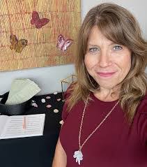 Shannon Corwin's Instagram, Twitter & Facebook