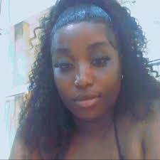 Shenseea tries fufu (African food) for the first time and loves it😋🔥  #shenseea #fufu #Shenyeng #afrobeats #music #Notjustok