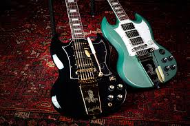 The signature lyre vibrola and abr bridge combine to create an incredibly stable setup. Gibson Unveils The Kirk Douglas Sg Signature Model Tfoa The Fellowship Of Acoustics