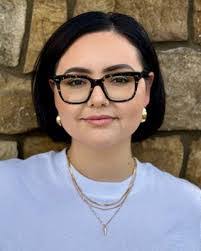 Lisa Ruelas's Instagram, Twitter & Facebook