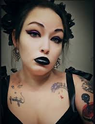 Can y'all suggest some bands to not listen to?