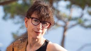 Judith Thurman: “La moda dice mucho sobre el estado del mundo