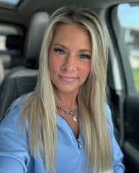 Amy Morris's Instagram, Twitter & Facebook