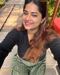 nidhi (@_nidhiharikrishnan_) • Instagram photos and videos