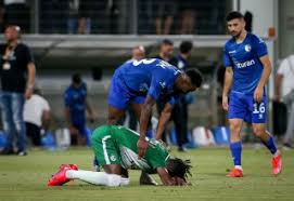 השף ברק יחזקאלי פוגש את השפים שחוקרים את המטבח המקומי והעכשווי. Dcg Asxngel Rm