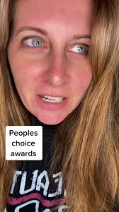 #peopleschoiceawards #oliviawilde #peporoni #dontworrydarling #fy #fyp  #fypviral #hollywood #celebrity #celebrityfails #celebrities #fypシ
