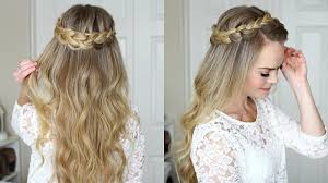 Looking for some funky and easy hairstyles for girls? 15 Easy And Simple Hairstyles For Girls Who Are Always In A Hurry