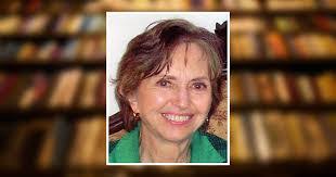 Diana Backus's Instagram, Twitter & Facebook