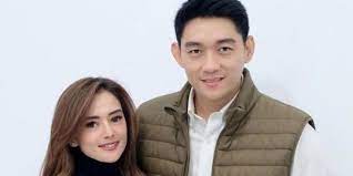 Download lagu mp3 & video: Pesan Menyentuh Ifan Seventeen Ke Citra Monica Singgung Mendiang Dylan Sahara Merdeka Com