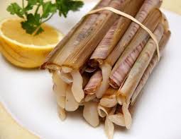 Comment Nettoyer Des Couteaux Fruits De Mer Les Couteaux Sont Des Fruits De Mer Delicieux Et Nourrissants Tres T Alimentation Fruits De Mer Recette Poisson