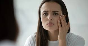 Göz altı morluğunun sebebi bu hata! Uzman isim uyardı! Göz altı  morluklarından kurtulmak için...